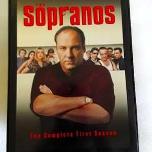 Soprano's complete Season 1 (VHS) Excellent condition